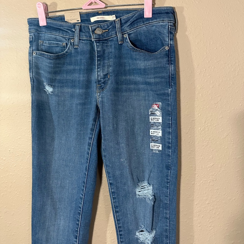 Levis NEW 711 Skinny Jeans